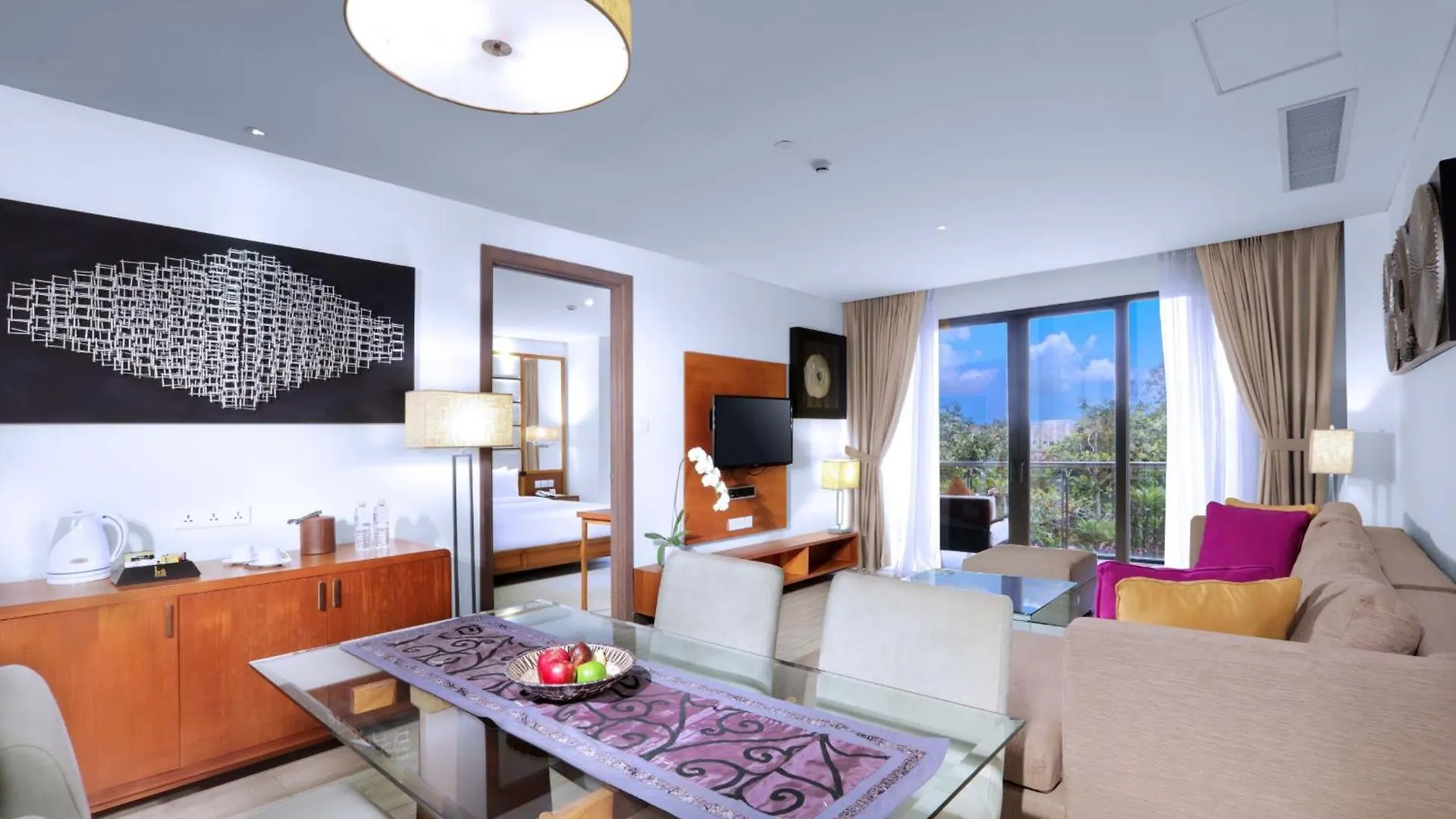 Lv8 Resort Hotel Canggu   Canggu (Bali)